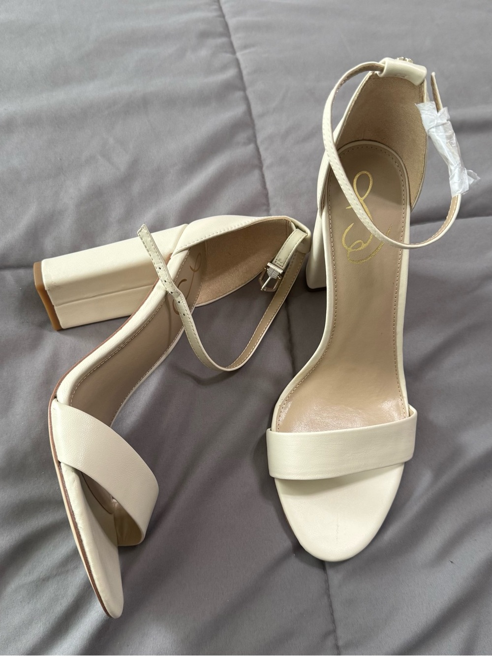 Sam Edelman yaro Heels